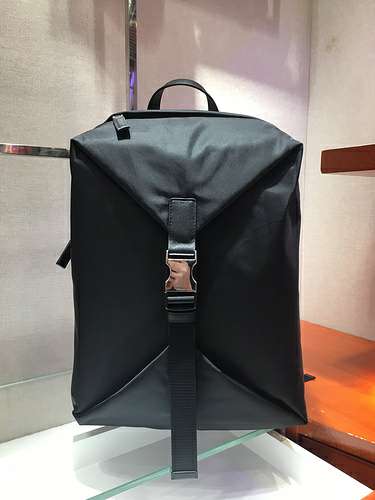 Picture of Prada Mens Bags _SKUfw152316349fw